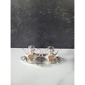 Carlsbad Caverns Souvenir Salt And Pepper Shakers Vintage